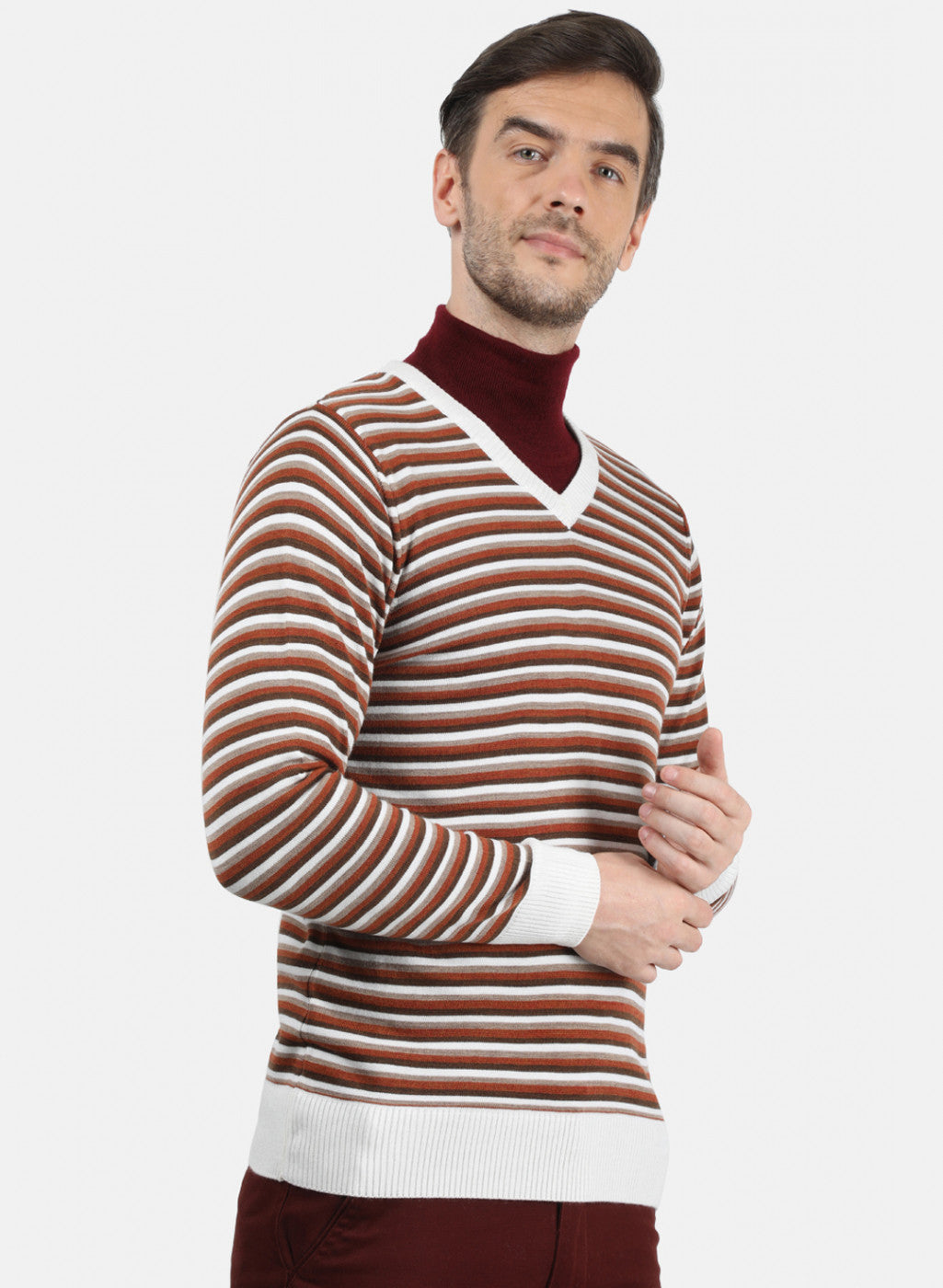 Men White & Brown Solid Pullover