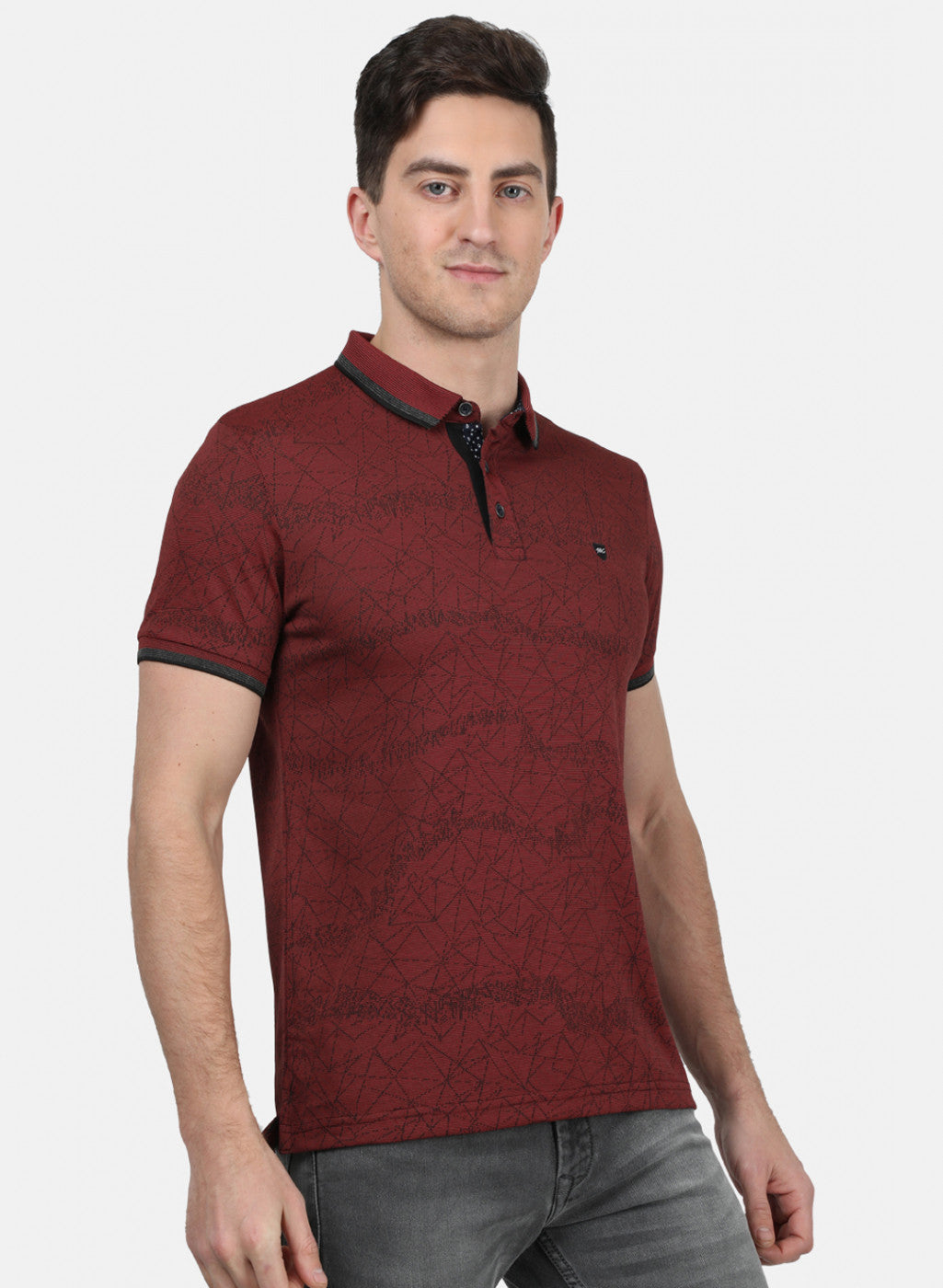 Mens Maroon Self T-Shirt