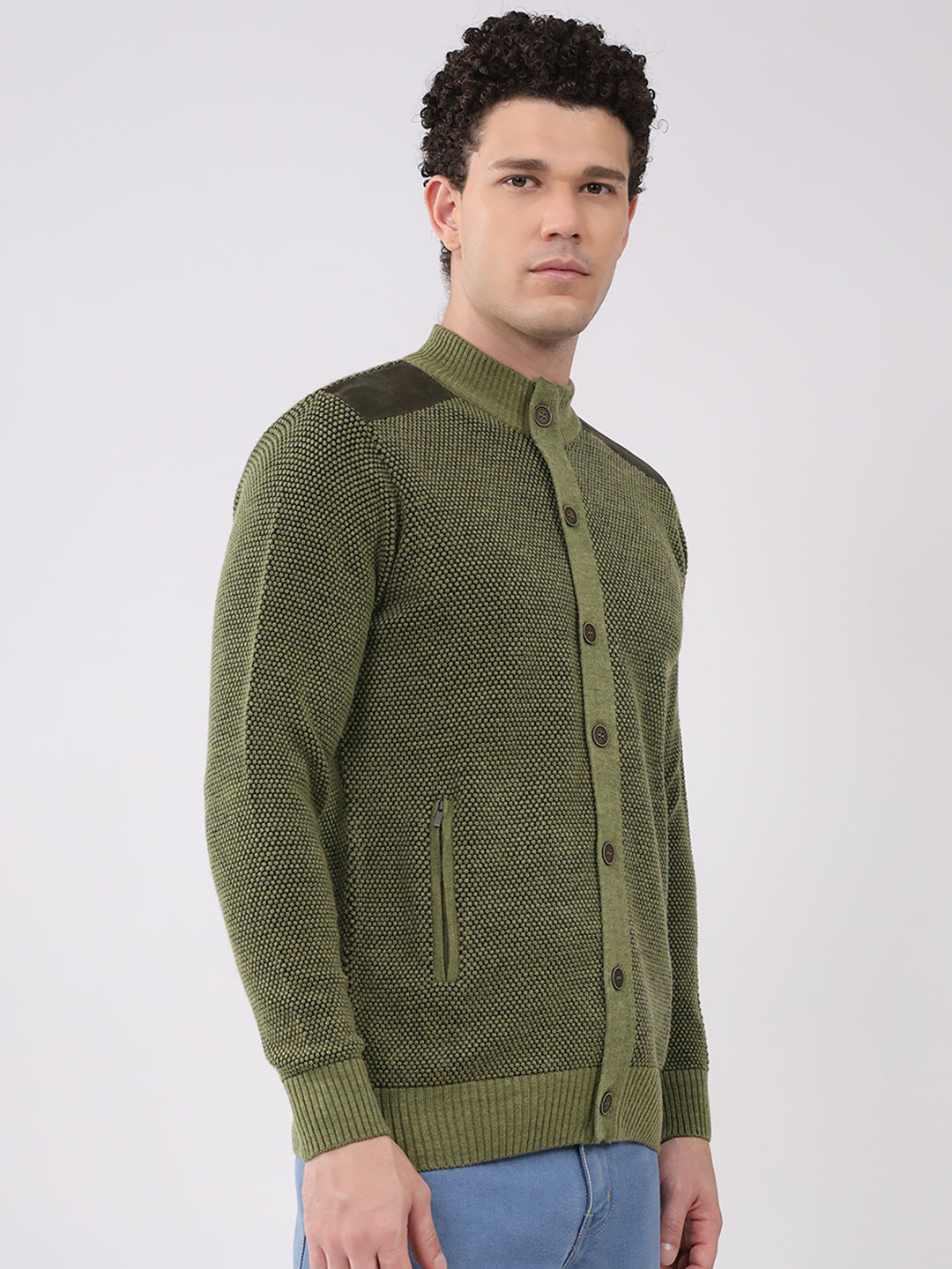 Men Green Solid Mock Neck Full Sleeve Pullover