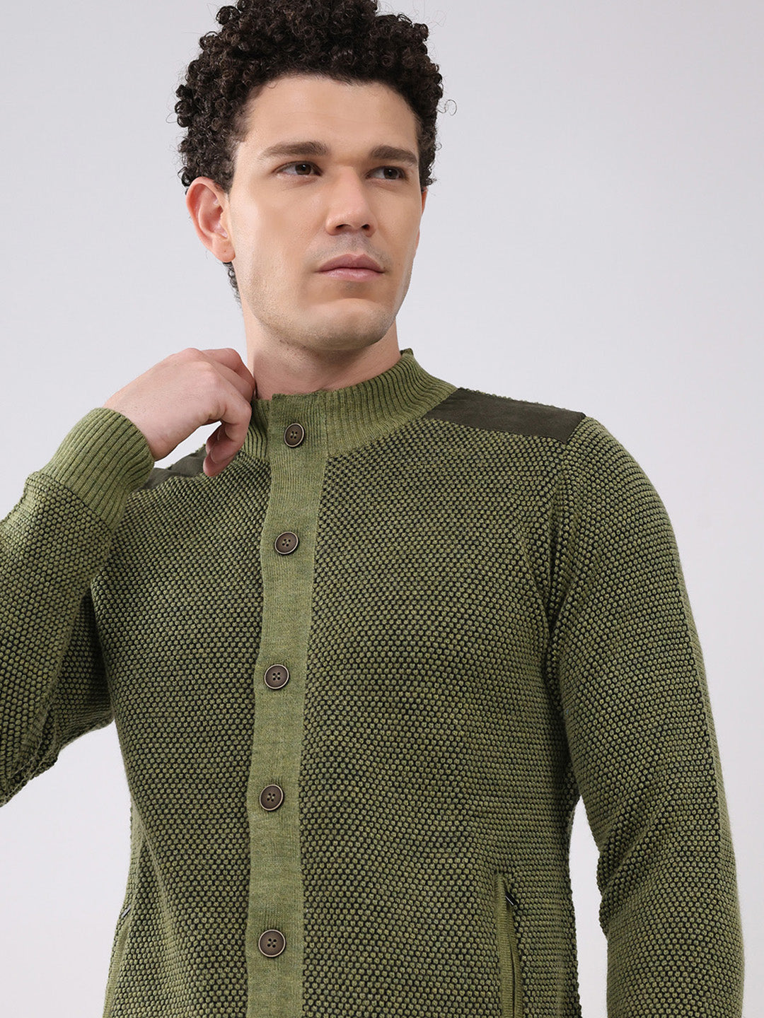 Men Green Solid Mock Neck Full Sleeve Pullover