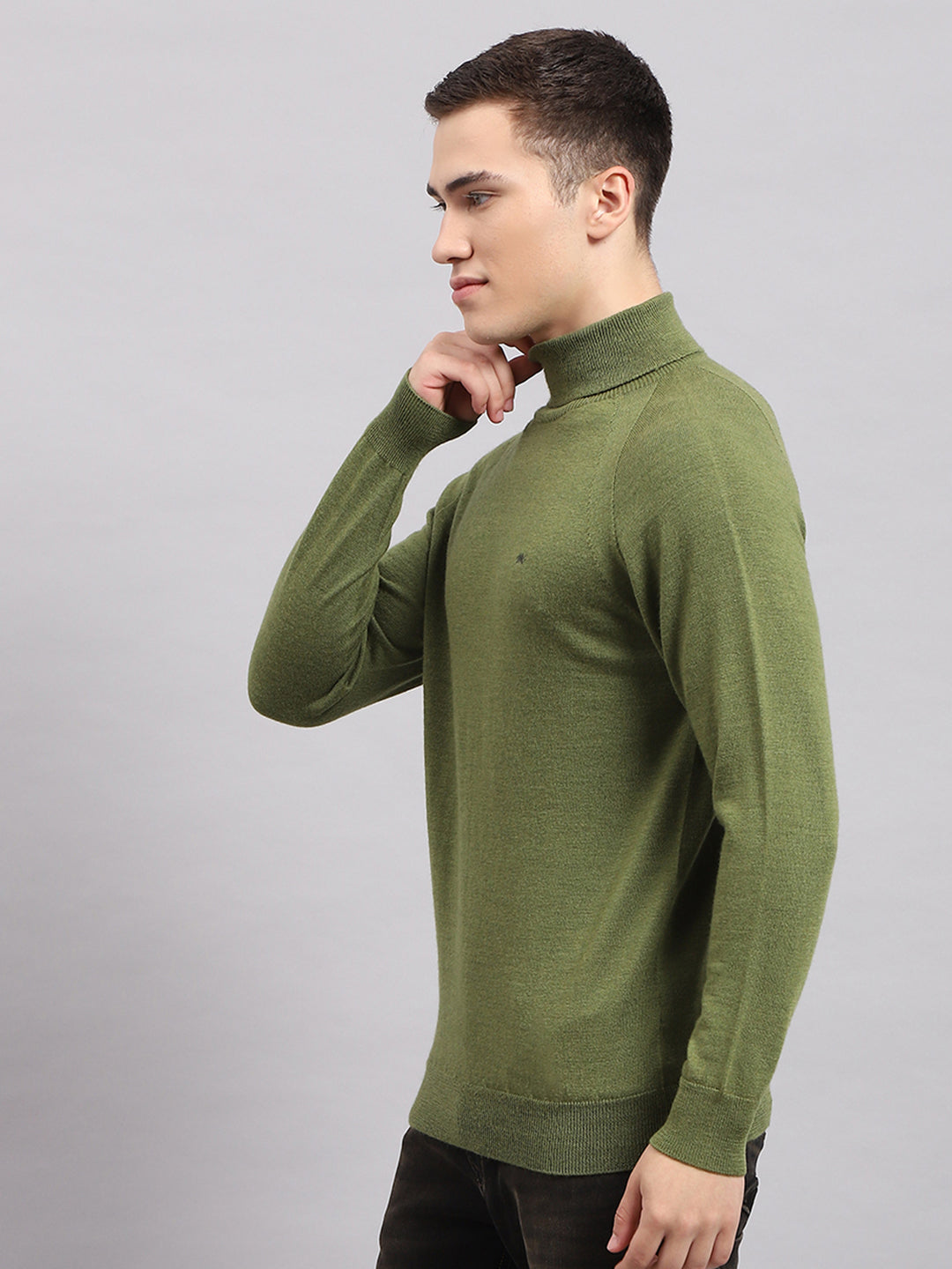 Men Green Solid High Neck Full Sleeve Pullover