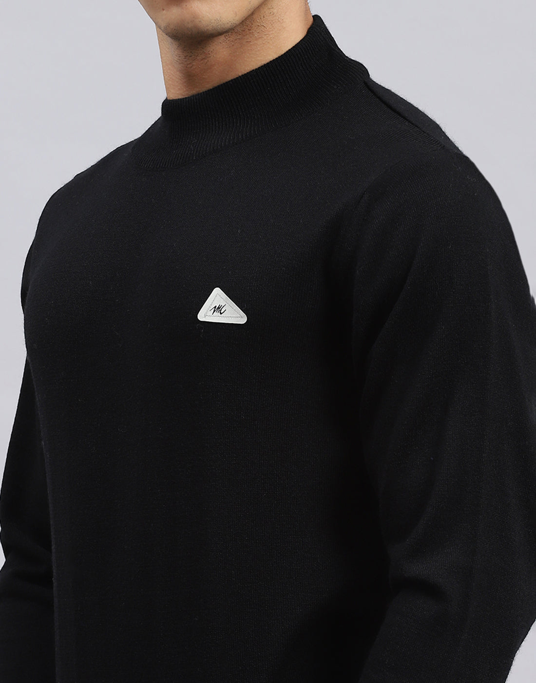 Men Black Solid Turtle Neck Full Sleeve Pullover