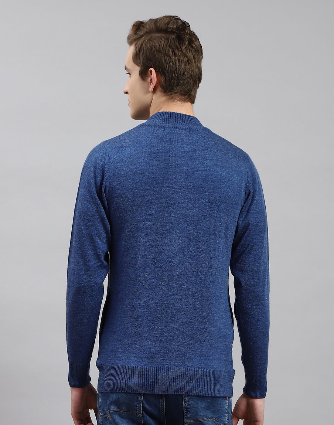 Men Blue Solid Round Neck Full Sleeve Pullover