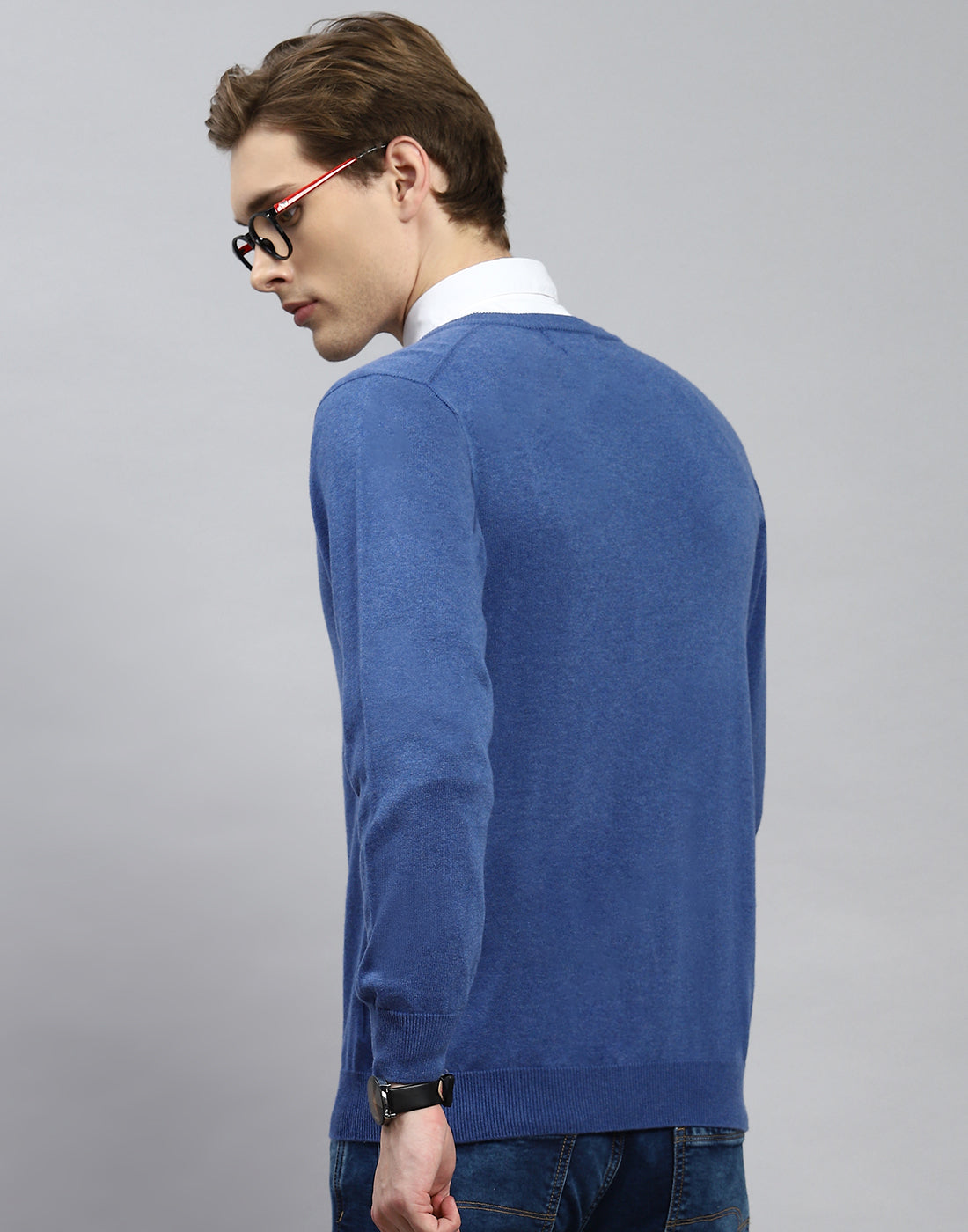 Men Blue Solid V Neck Full Sleeve Pullover