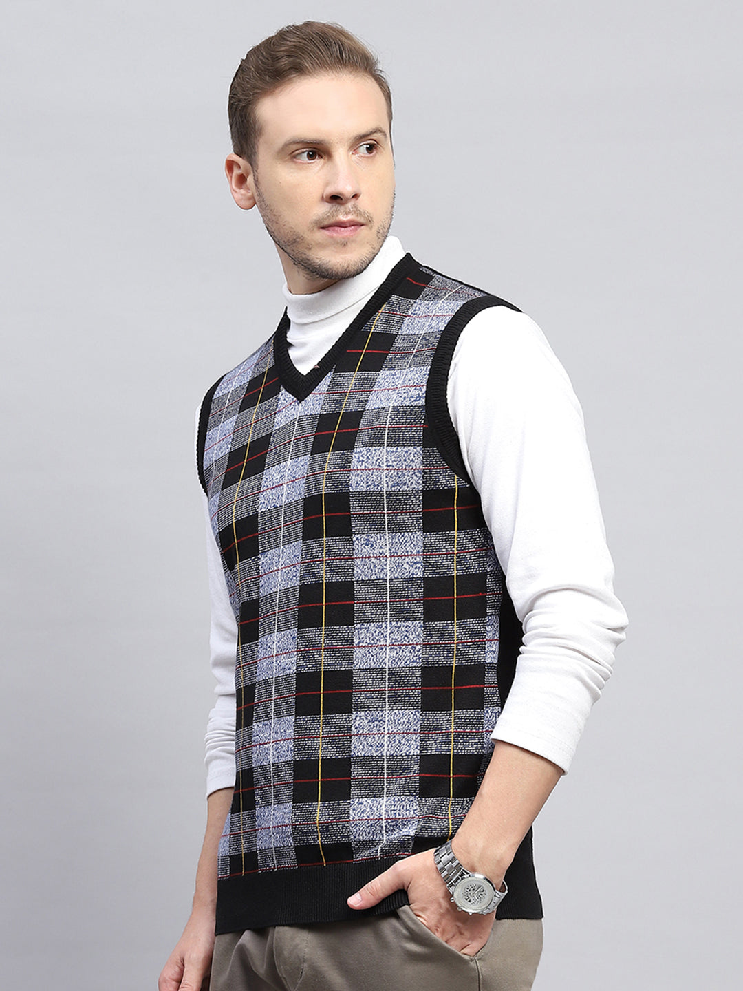 Men Black Check V Neck Sleeveless Sweater