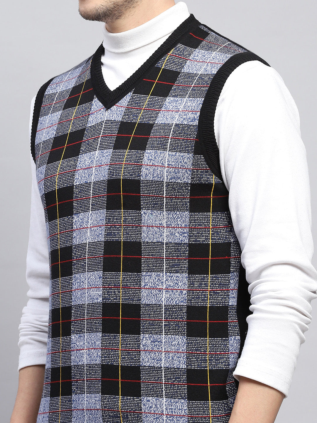 Men Black Check V Neck Sleeveless Sweater