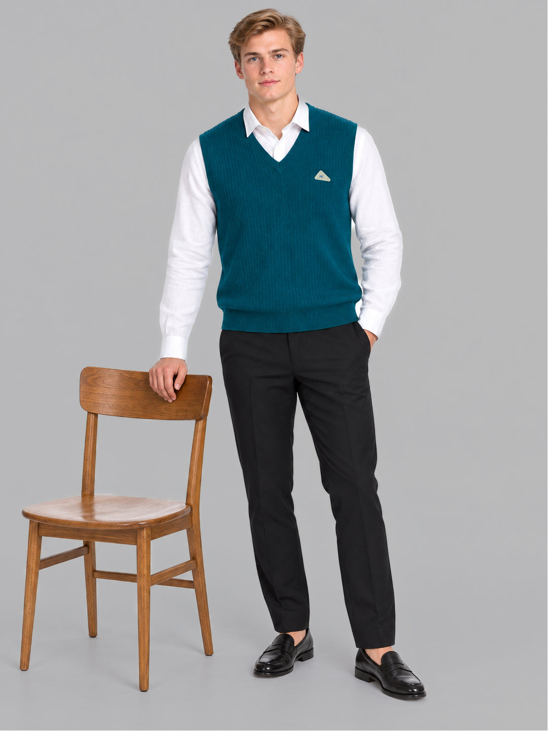 Men Blue Solid V Neck Sleeveless Sweater