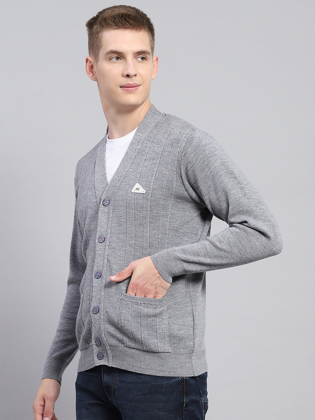 Men Grey Solid V Neck Full Sleeve Cardigan