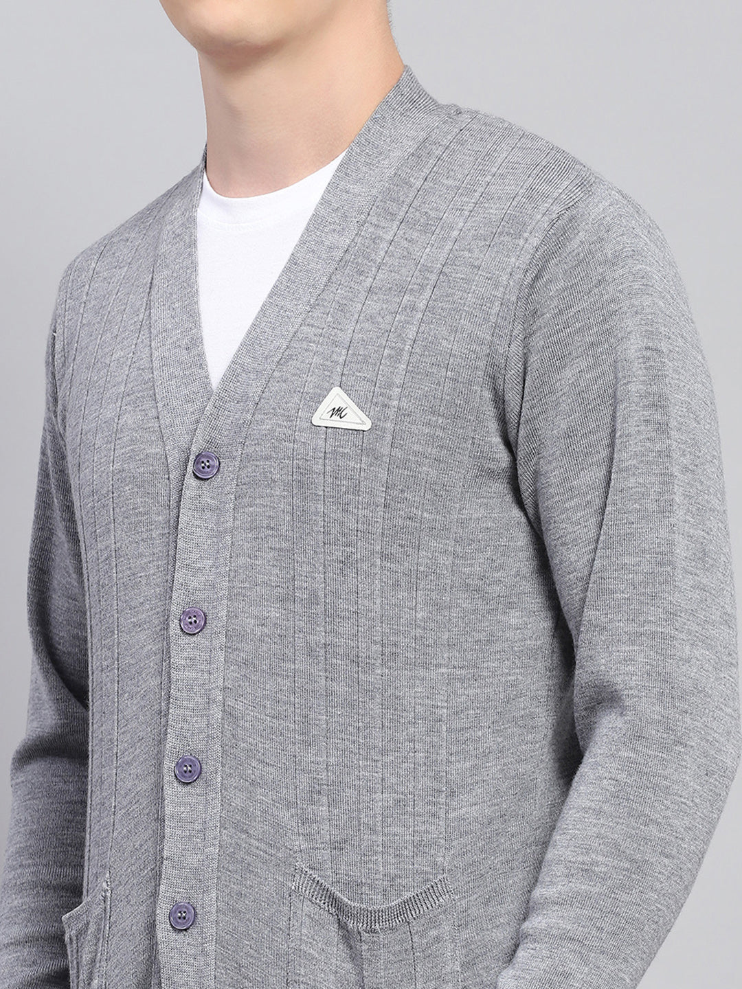 Men Grey Solid V Neck Full Sleeve Cardigan