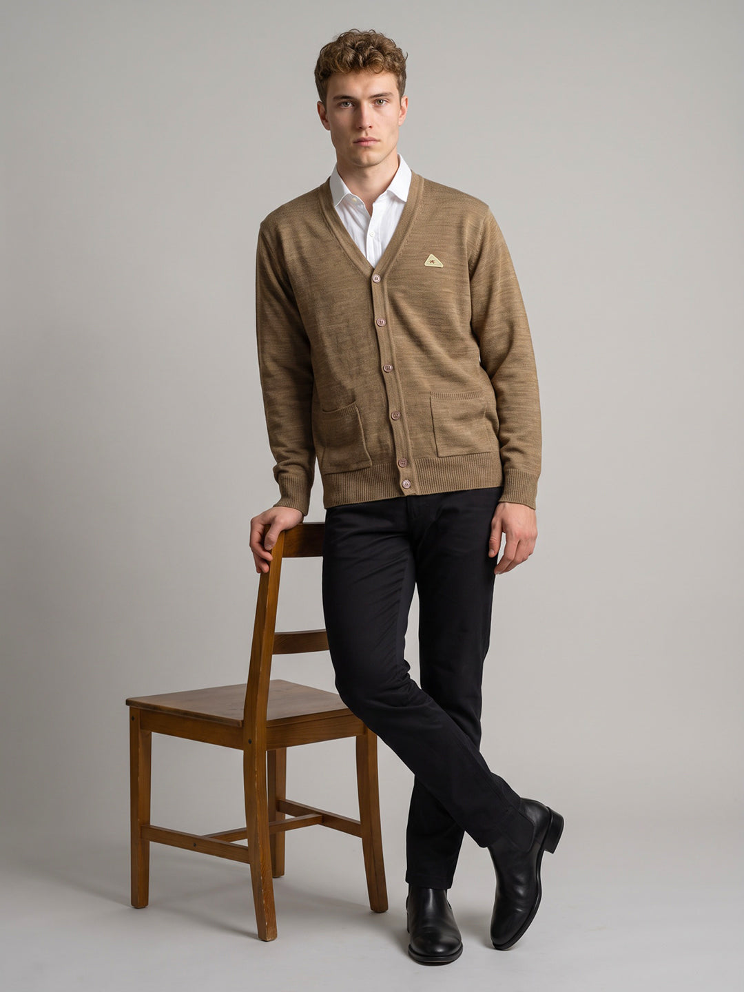 Men Tan Solid V Neck Full Sleeve Cardigan