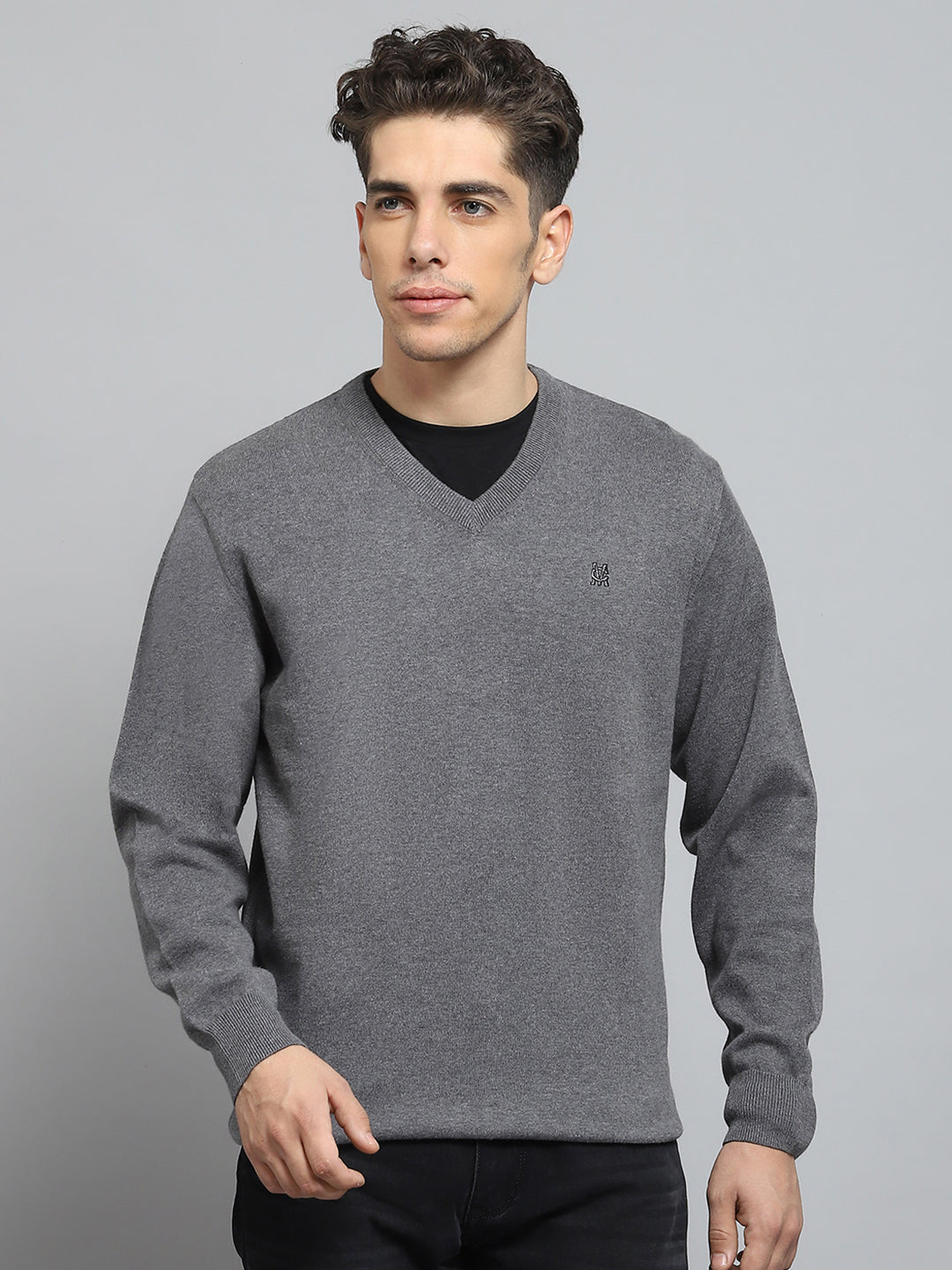 Men Grey Solid V Neck Full Sleeve Pullover