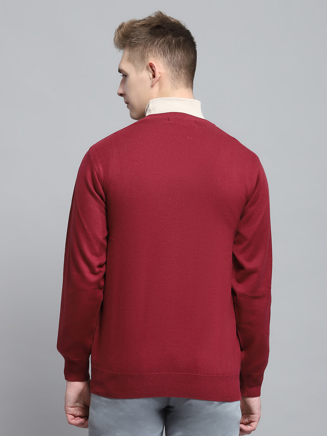 Men Maroon Solid V Neck Full Sleeve Pullover