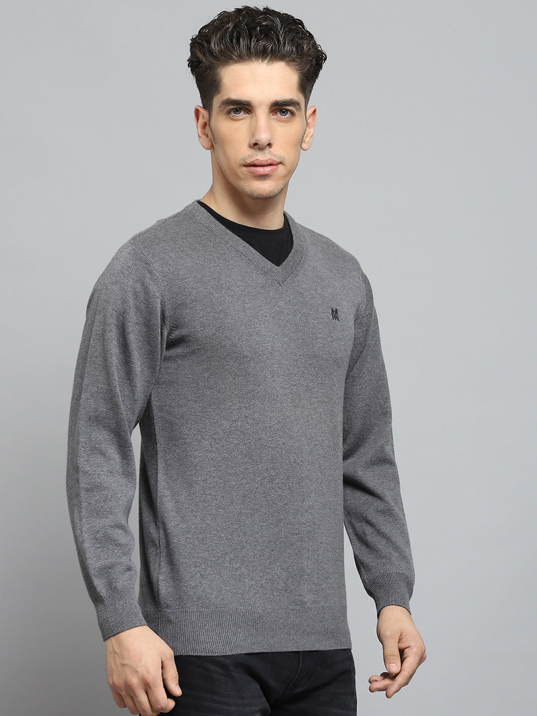 Men Grey Solid V Neck Full Sleeve Pullover