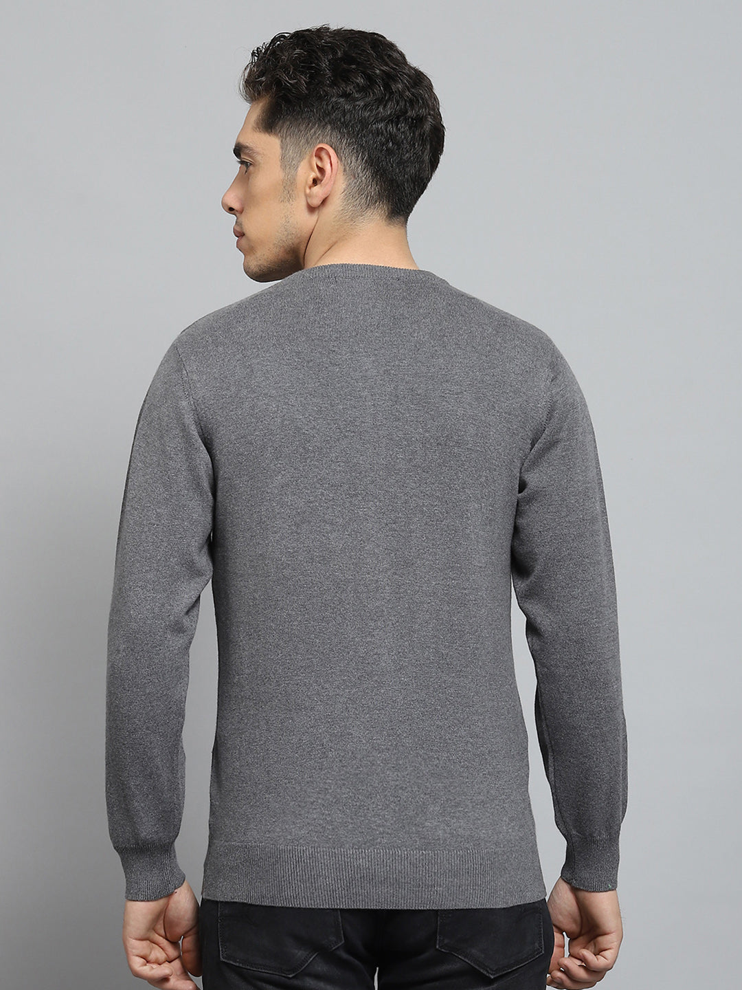 Men Grey Solid V Neck Full Sleeve Pullover