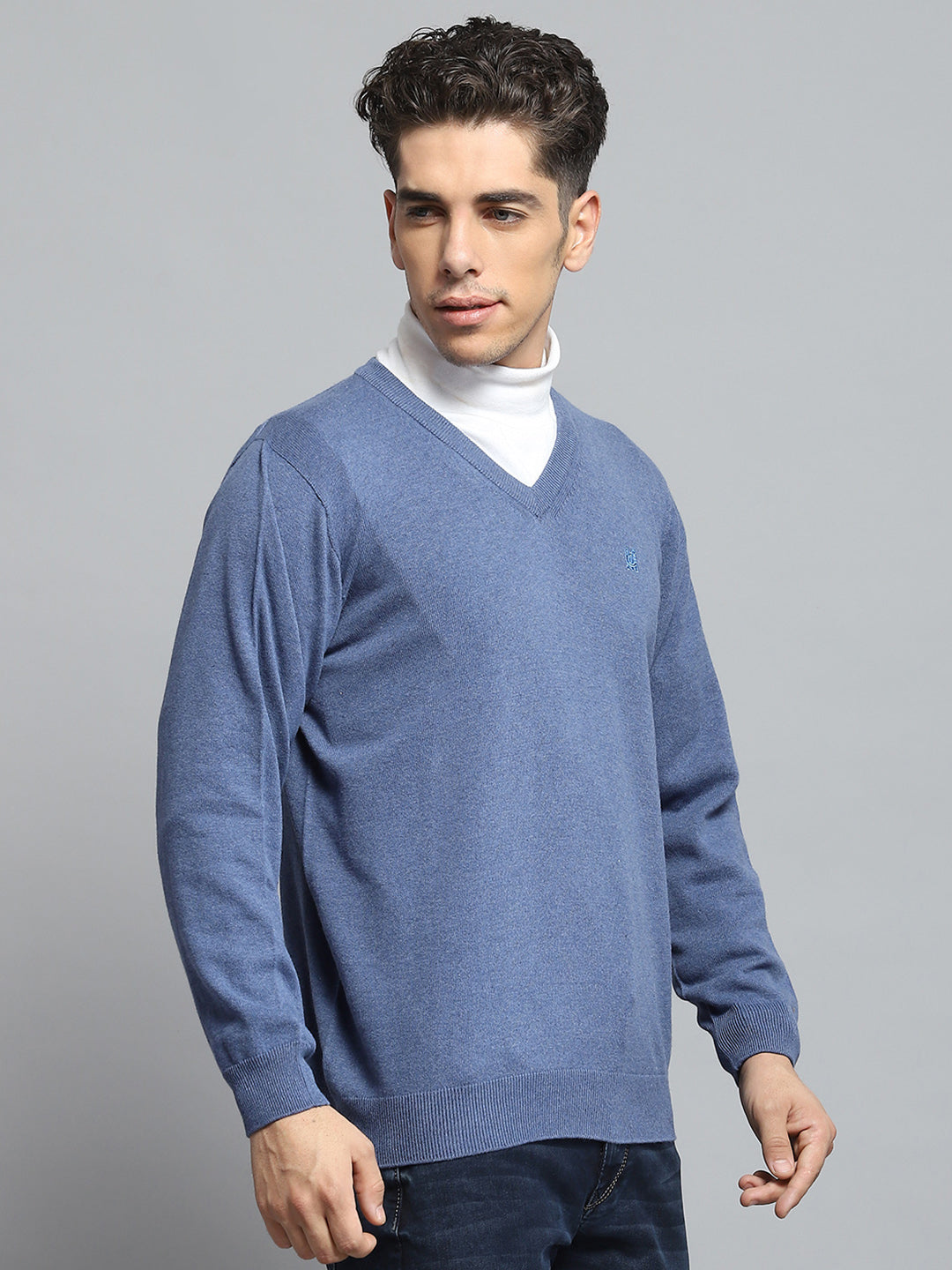 Men Blue Solid V Neck Full Sleeve Pullover