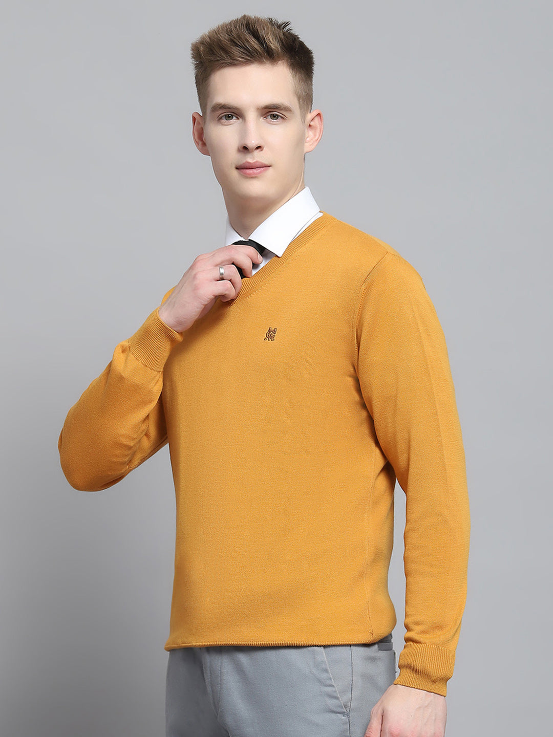 Men Mustard Solid V Neck Full Sleeve Pullover