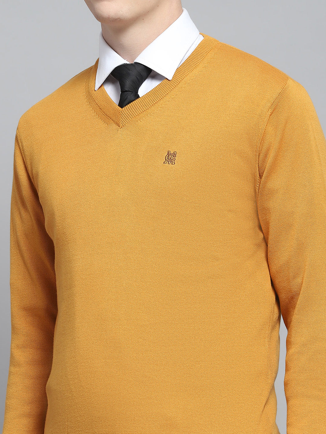 Men Mustard Solid V Neck Full Sleeve Pullover