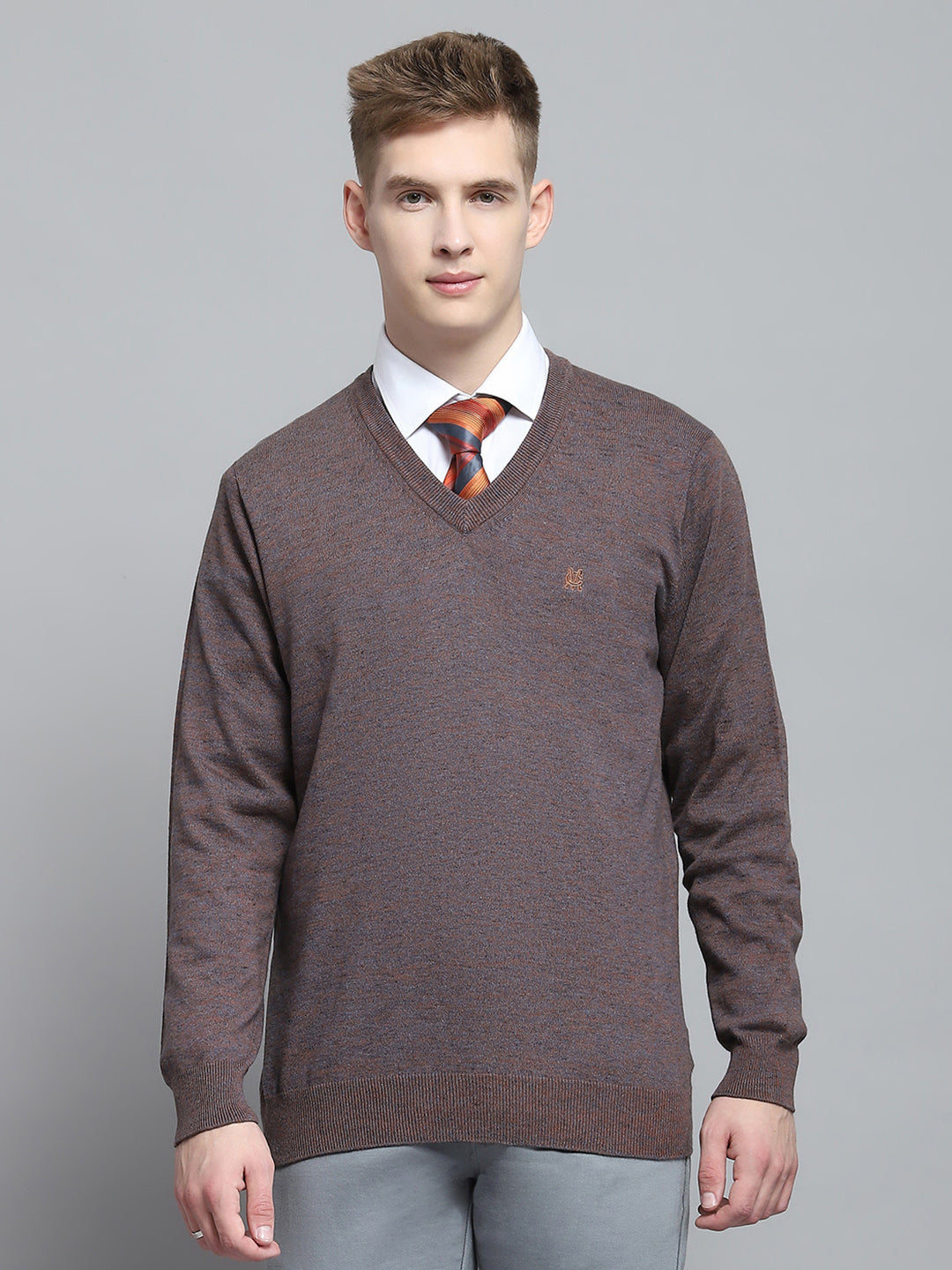 Men Brown Solid V Neck Full Sleeve Pullover