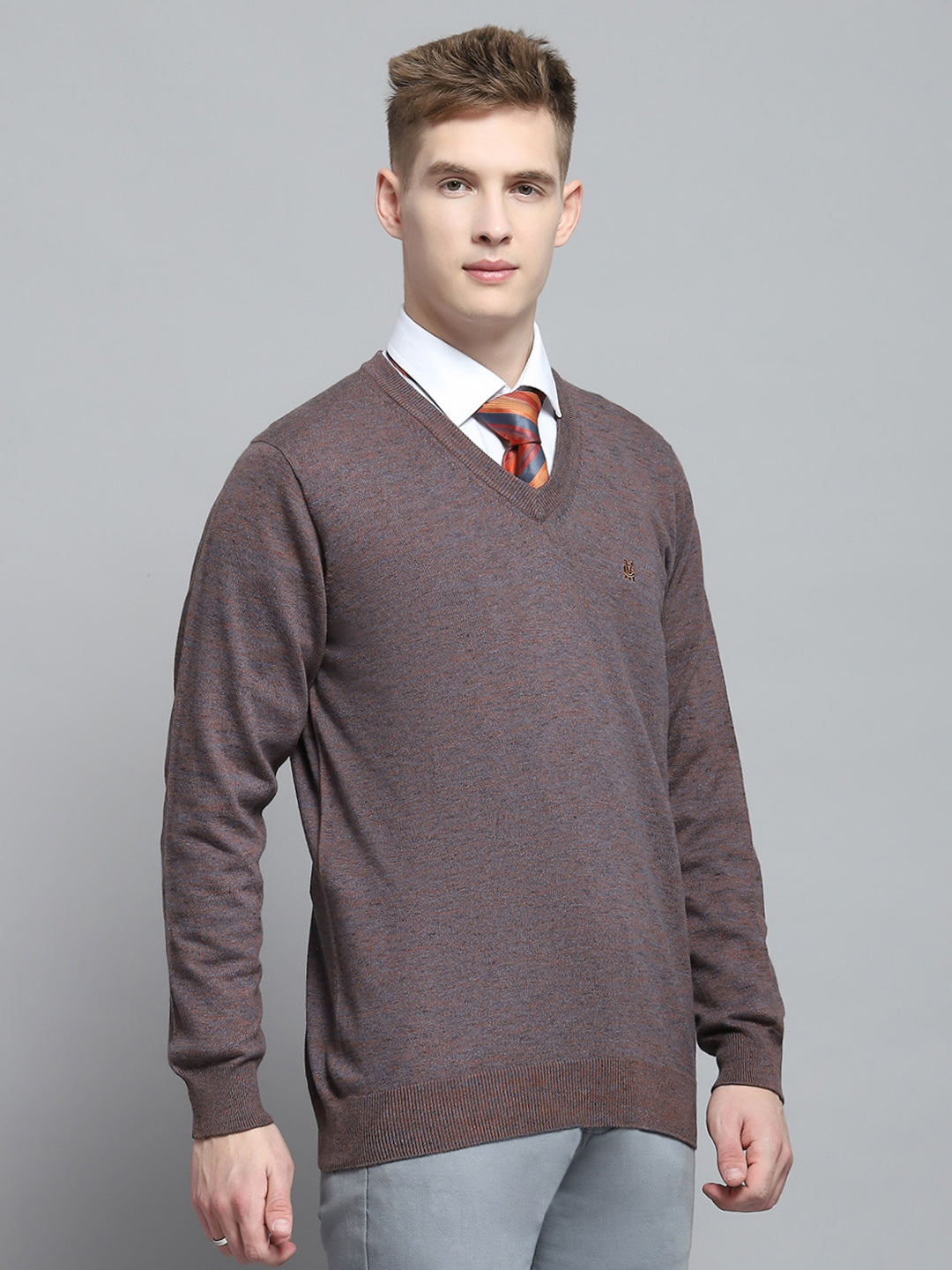 Men Brown Solid V Neck Full Sleeve Pullover