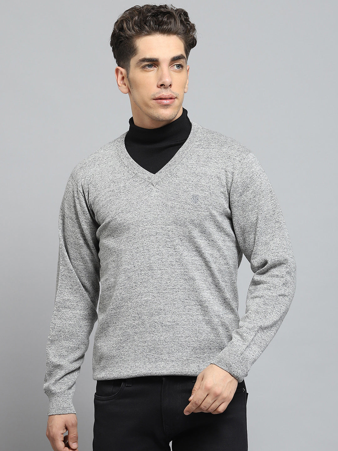 Men Grey Solid V Neck Full Sleeve Pullover