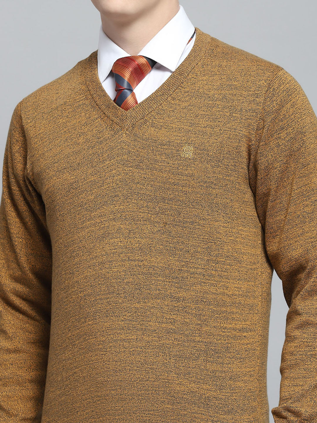 Men Yellow Solid V Neck Full Sleeve Pullover
