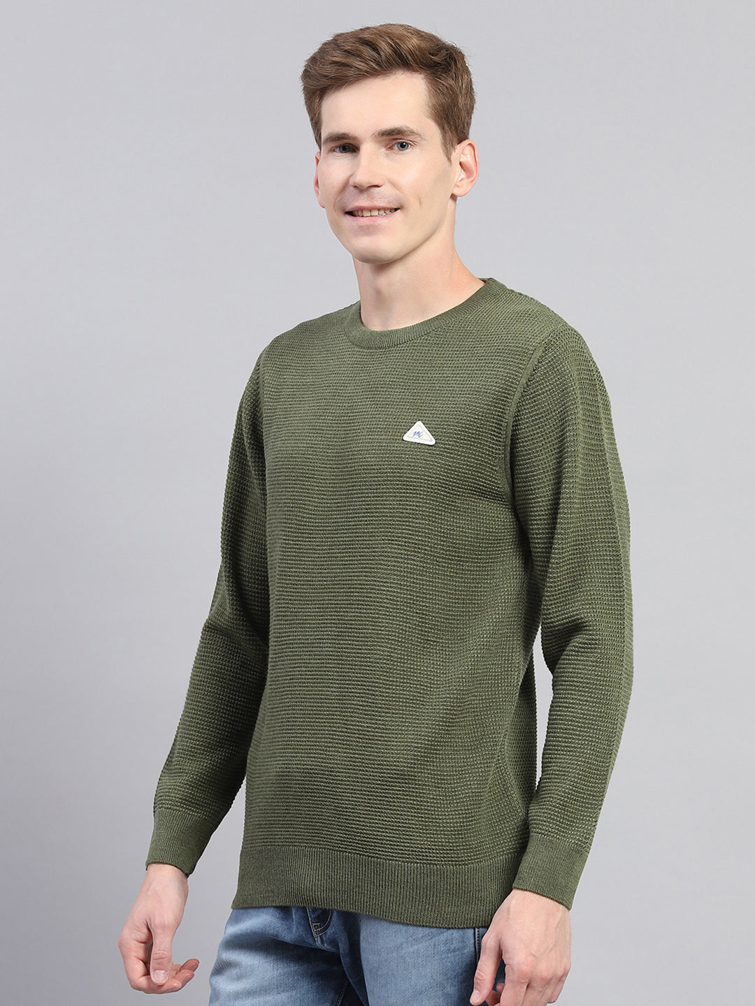 Men Green Solid Round Neck Full Sleeve Pullover