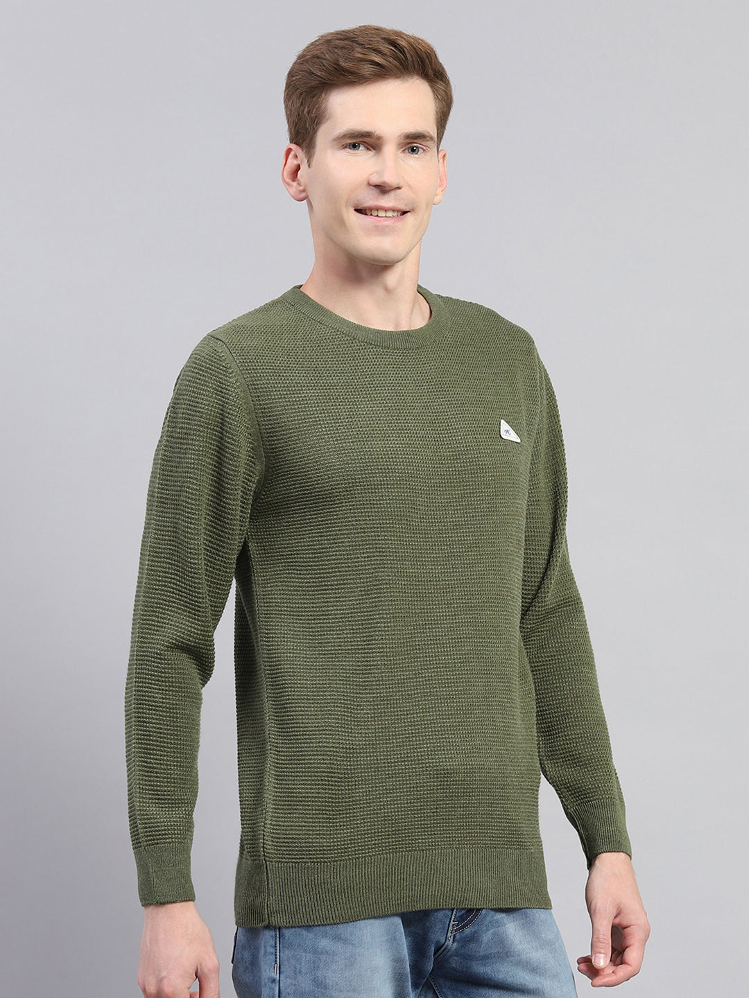 Men Green Solid Round Neck Full Sleeve Pullover