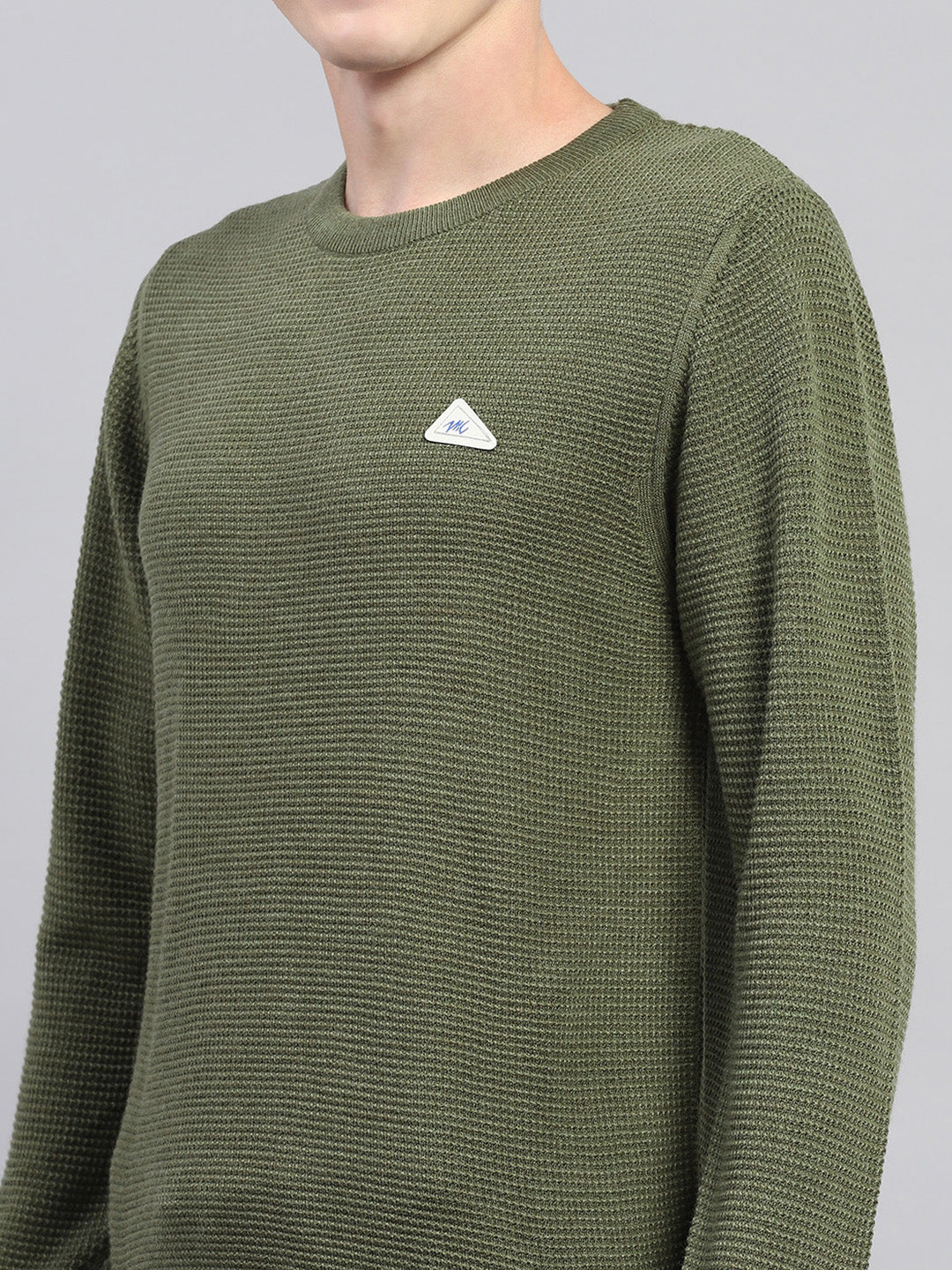 Men Green Solid Round Neck Full Sleeve Pullover