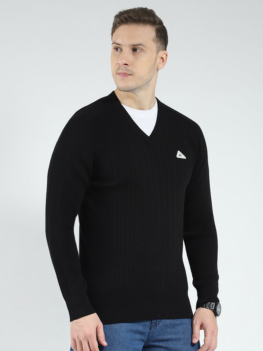 Men Black Solid V Neck Full Sleeve Pullover