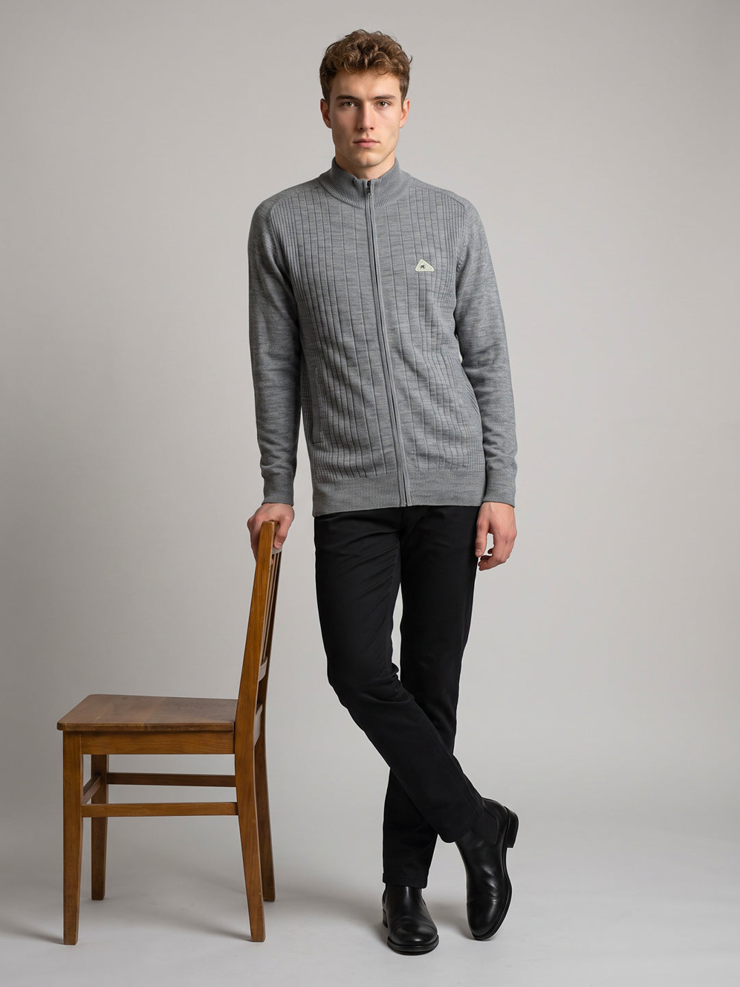 Men Grey Solid Turtle Neck Full Sleeve Pullover