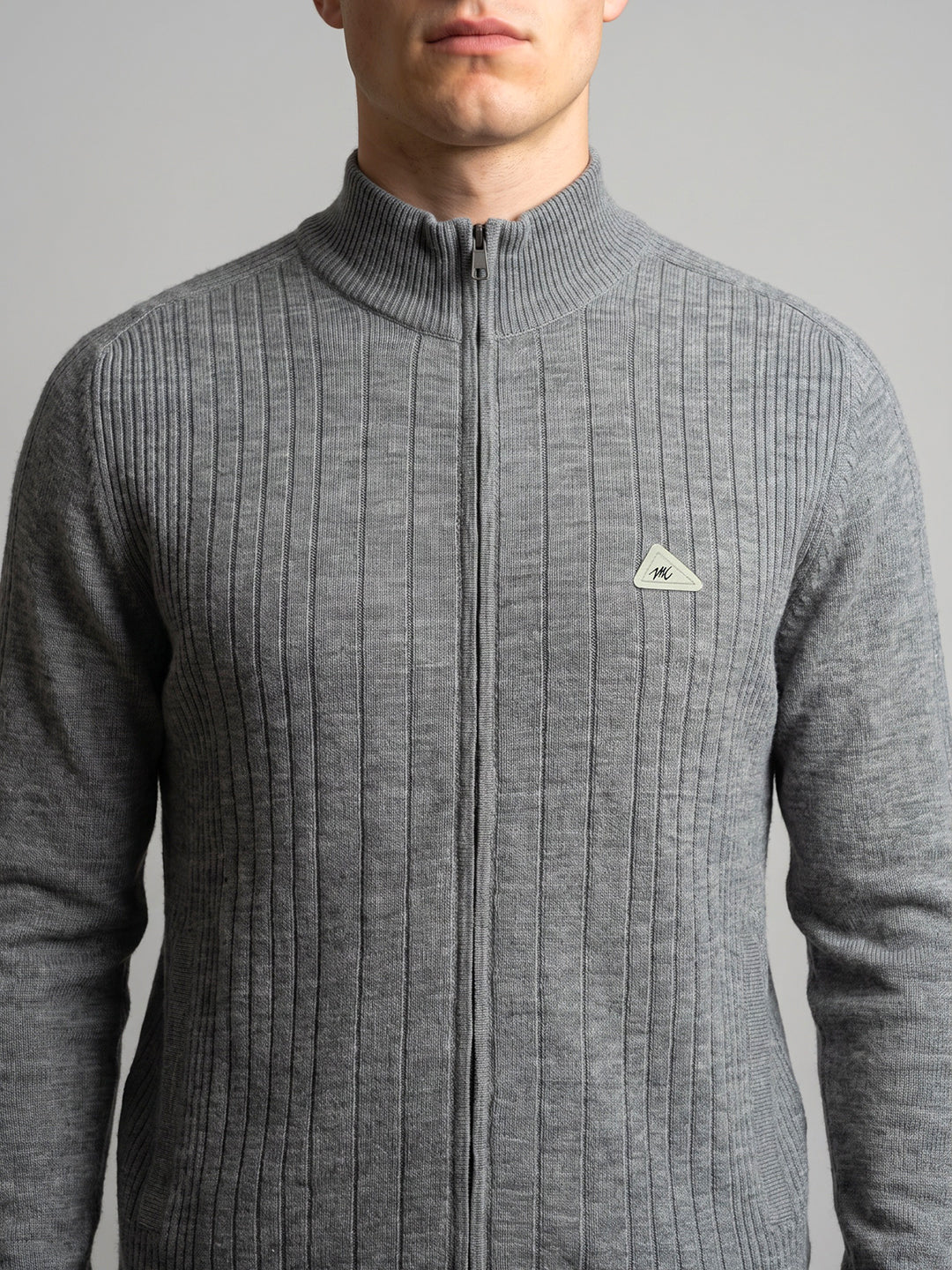 Men Grey Solid Turtle Neck Full Sleeve Pullover