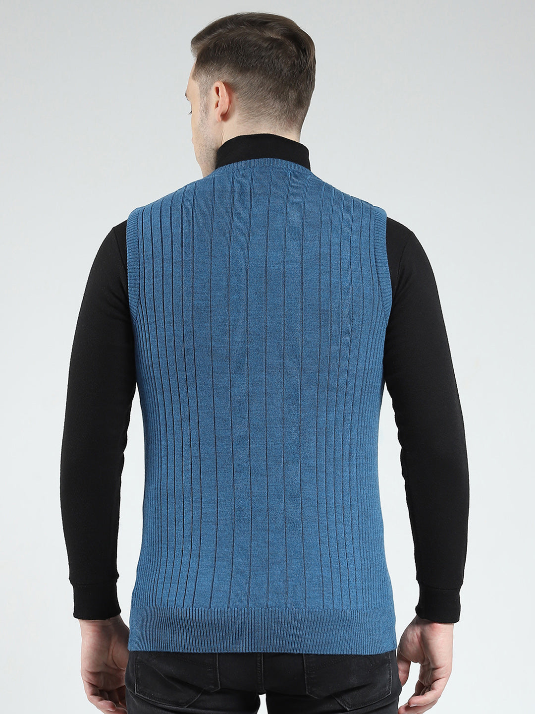 Men Blue Solid V Neck Sleeveless Sweater