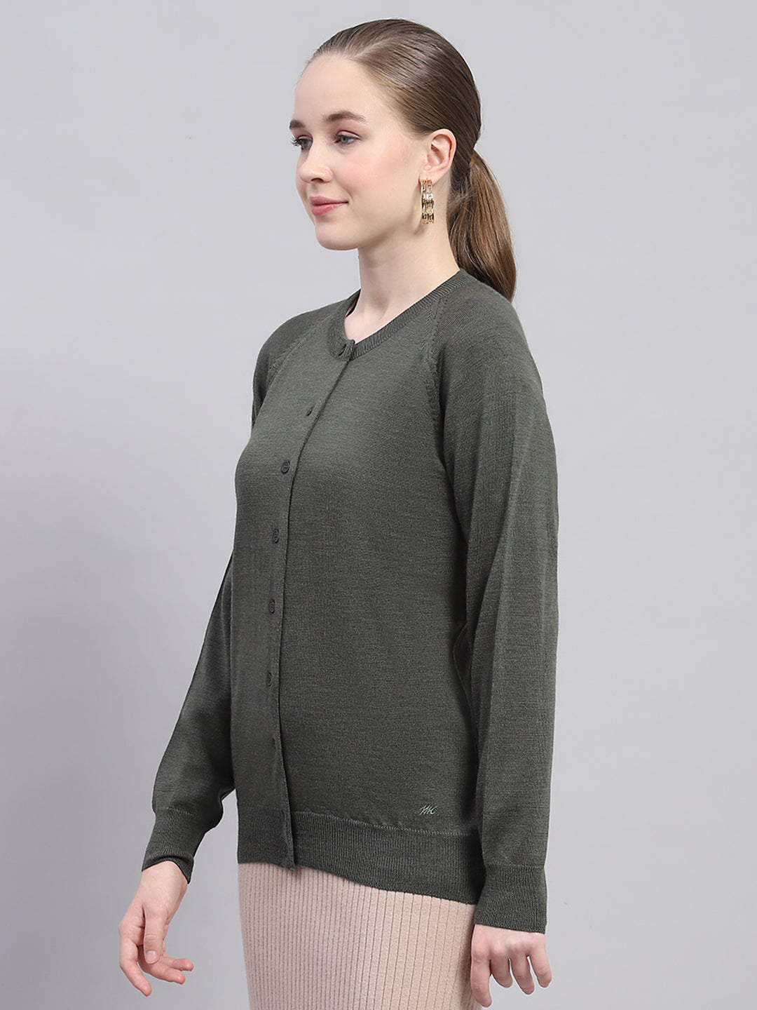 Women Olive Solid Round Neck Full Sleeve Cardigan