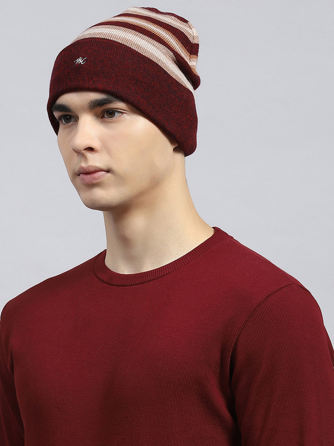 Men Red Self Design Blend Wool Cap