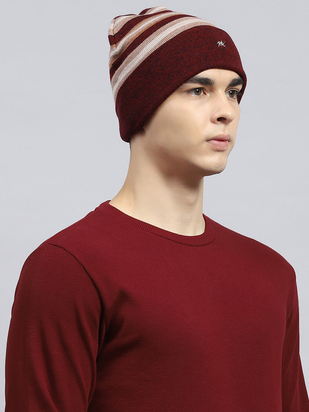 Men Red Self Design Blend Wool Cap