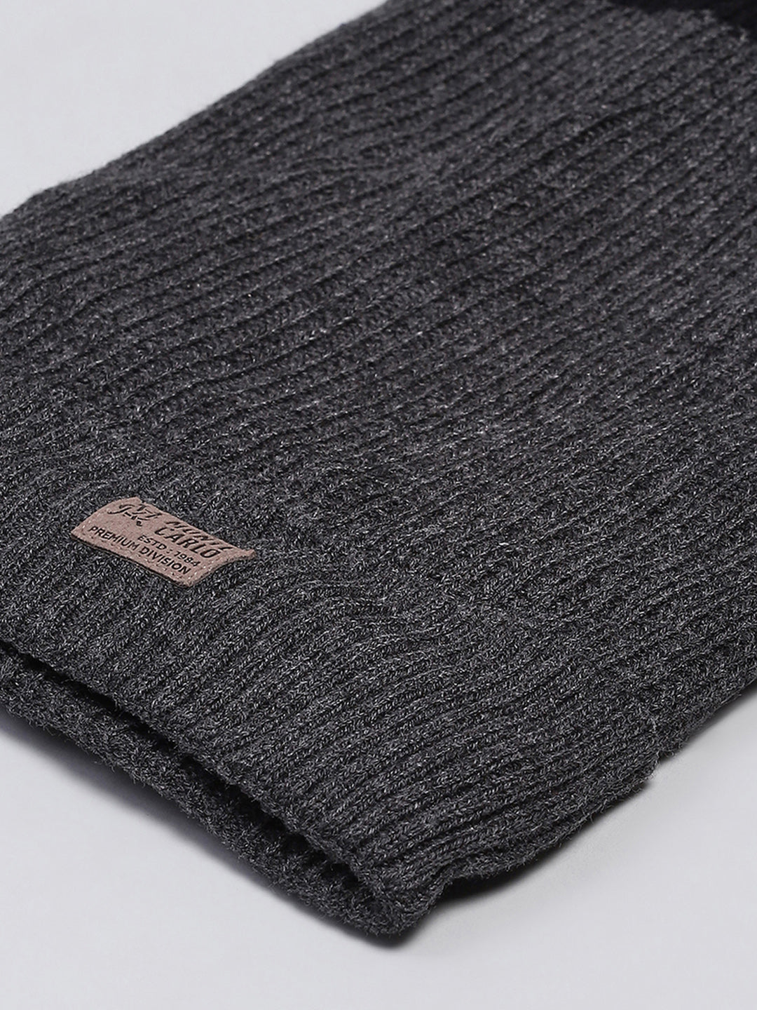 Men Grey Self Design Blend Wool Cap