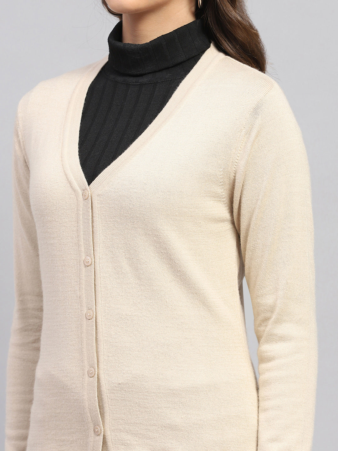 Women Beige Solid V Neck Full Sleeve Cardigan