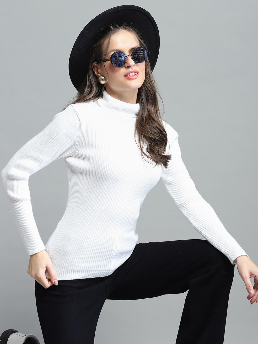 Women White Solid High Neck Full Sleeve Sceavy