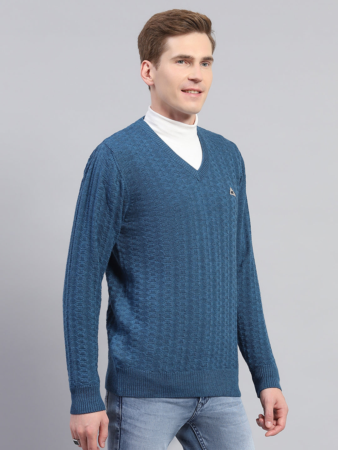 Men Blue Self Design V Neck Full Sleeve Pullover