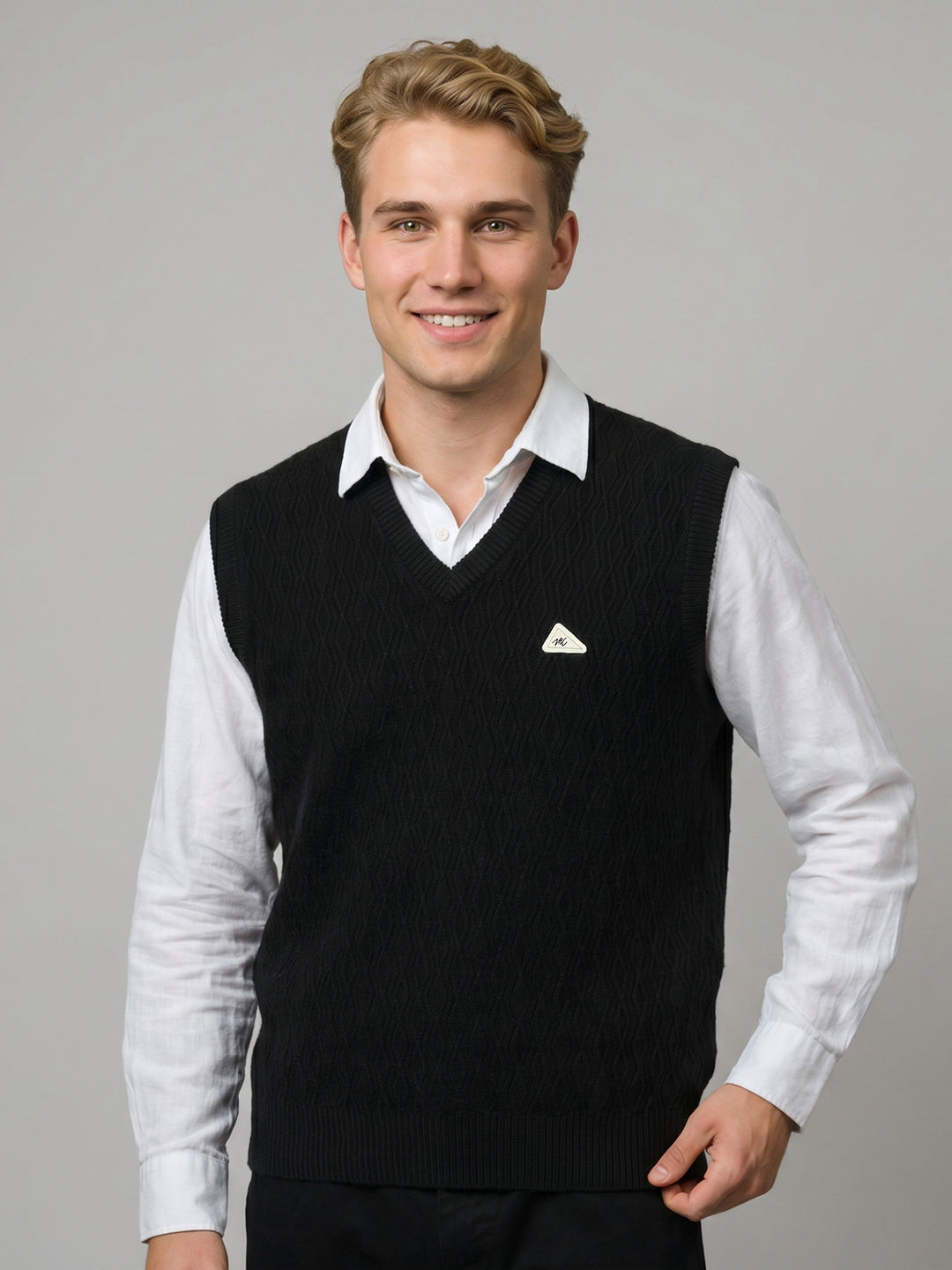 Men Black Self Design V Neck Sleeveless Sweater