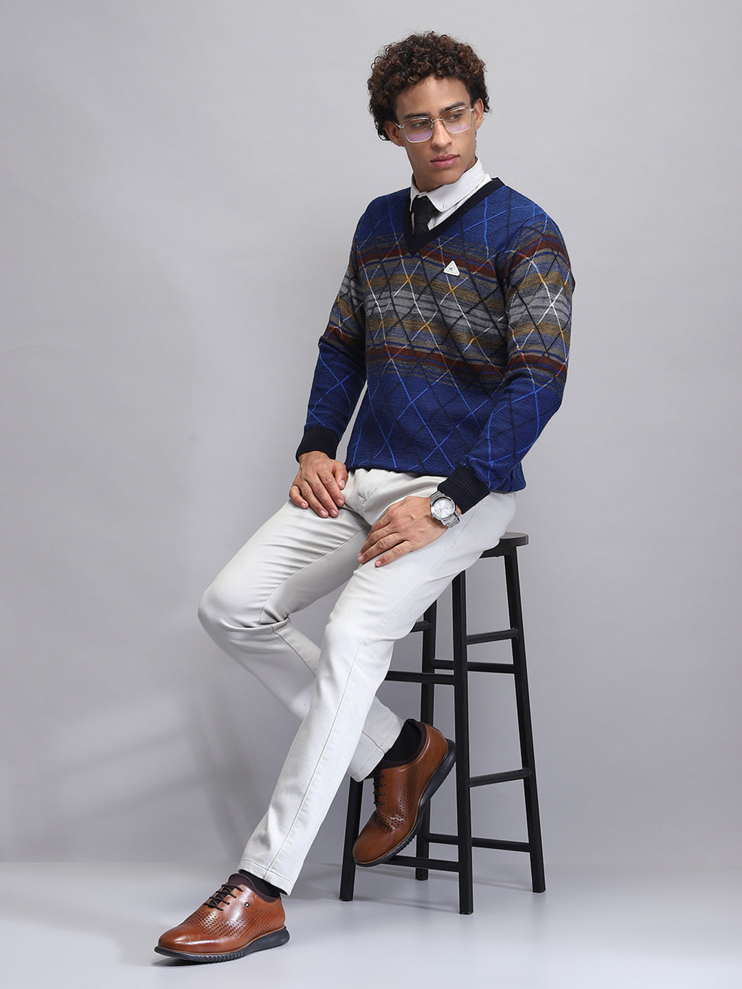 Men Blue Printed V Neck Full Sleeve Pullover