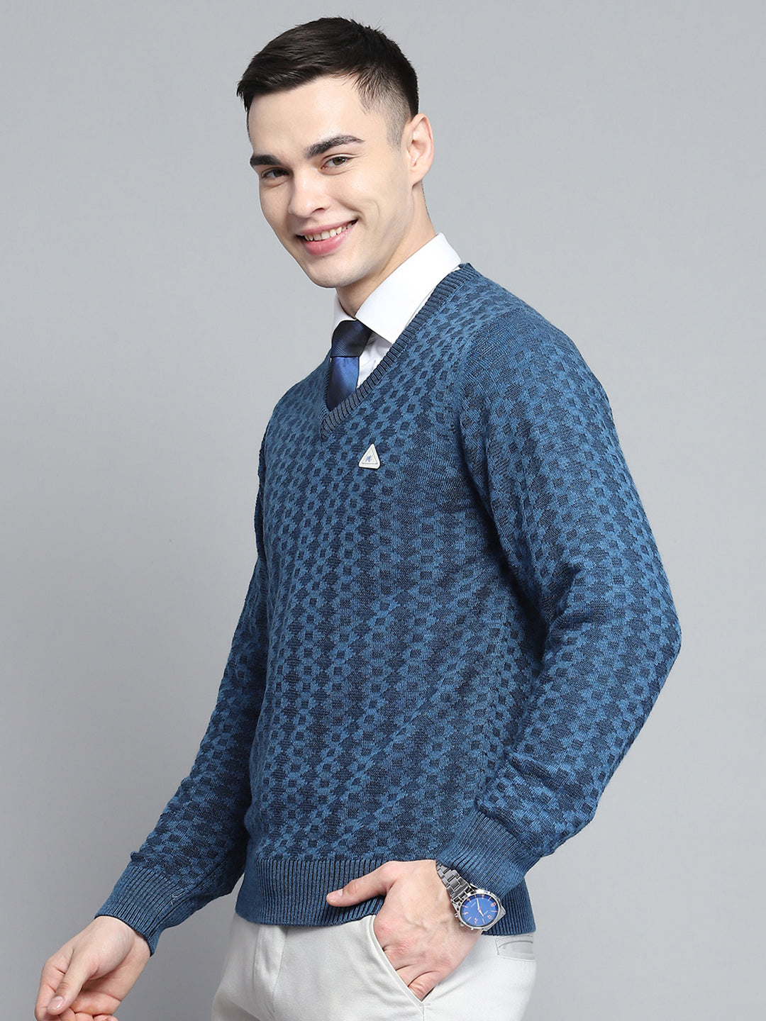 Men Navy Blue Self Design V Neck Full Sleeve Pullover