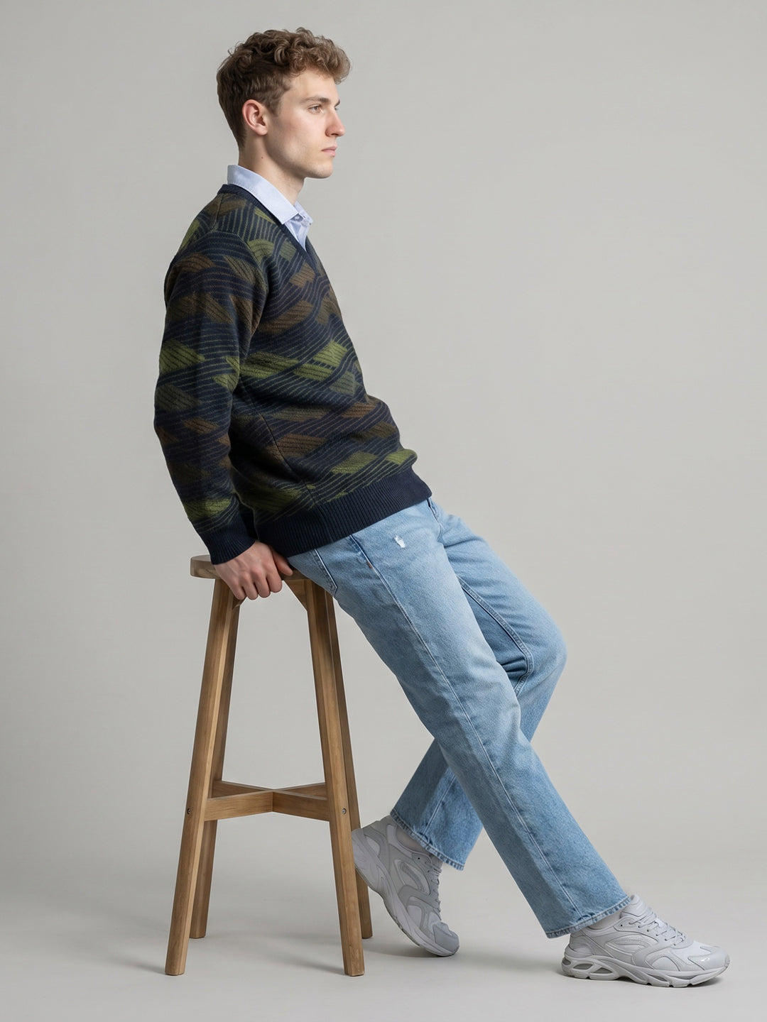 Men Blue Jacquard V Neck Full Sleeve Pullover