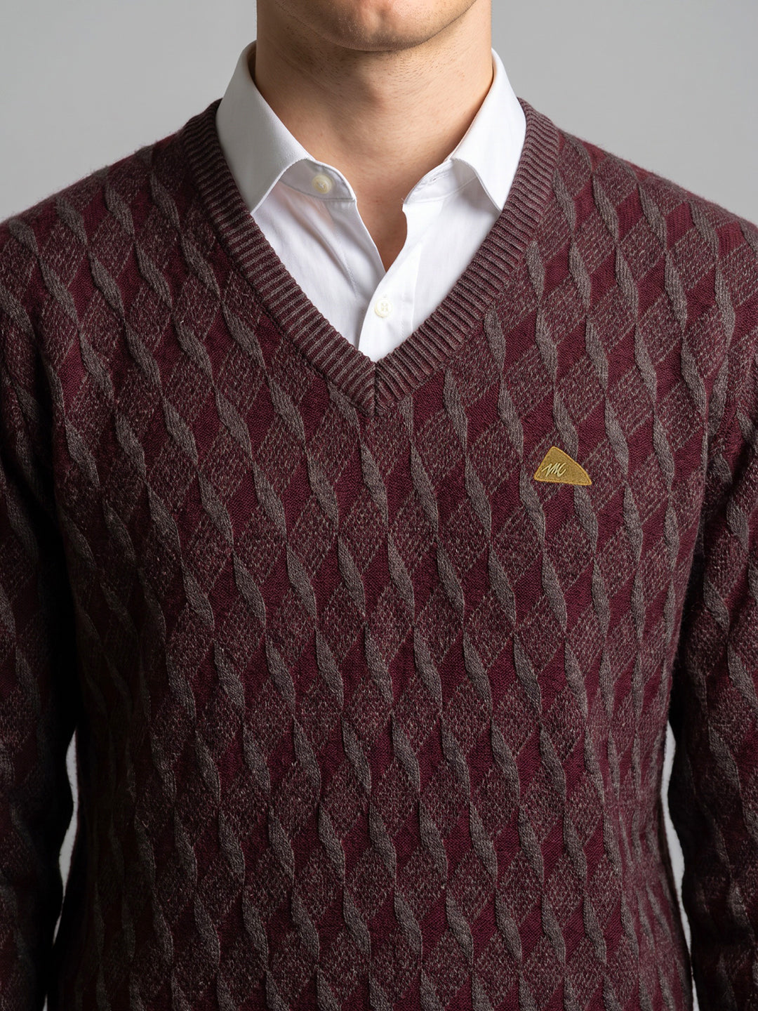 Men Maroon Self Design V Neck Full Sleeve Pullover