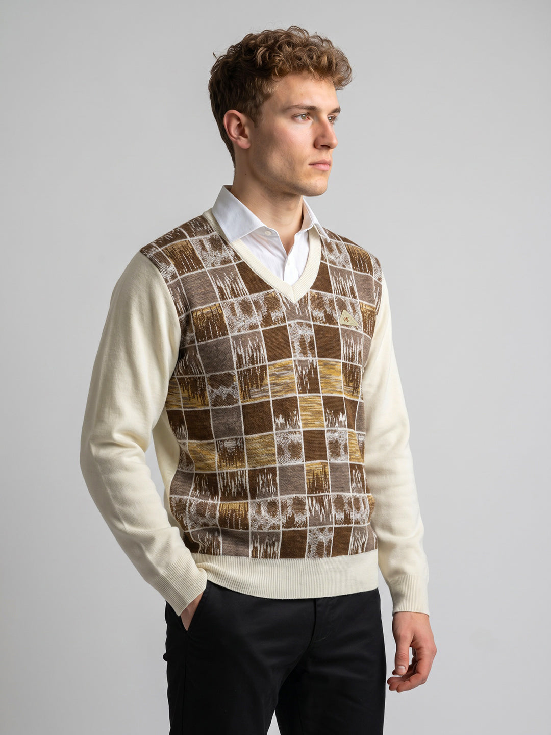 Men White Check V Neck Full Sleeve Pullover