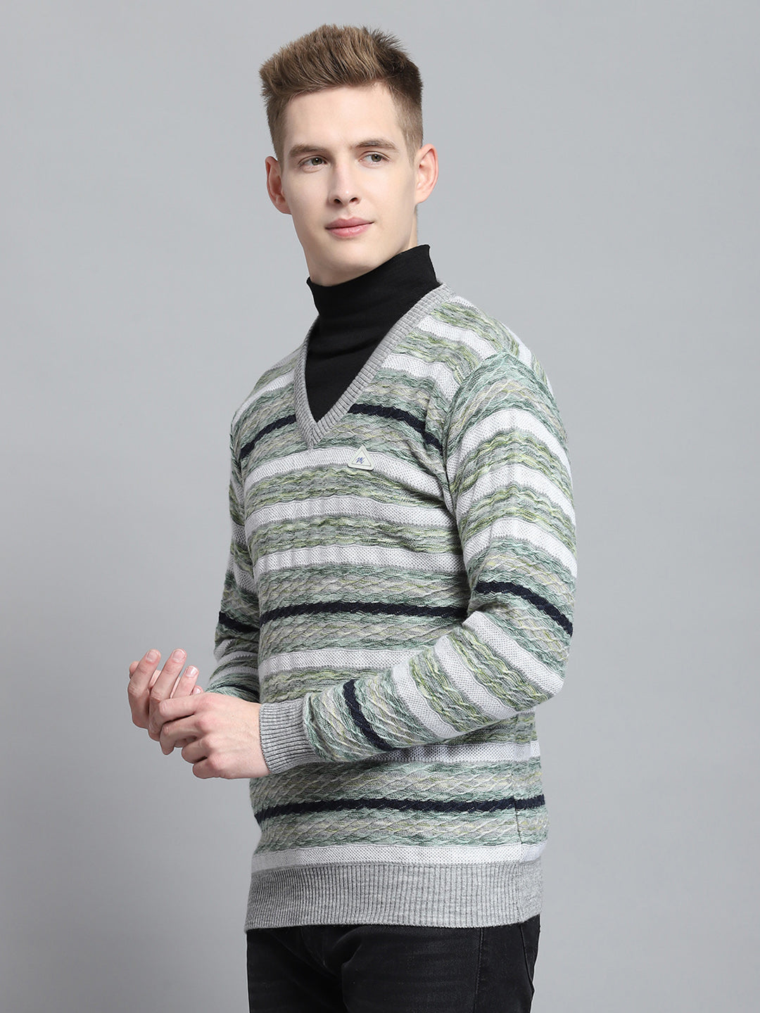 Men Grey Self Design V Neck Full Sleeve Pullover