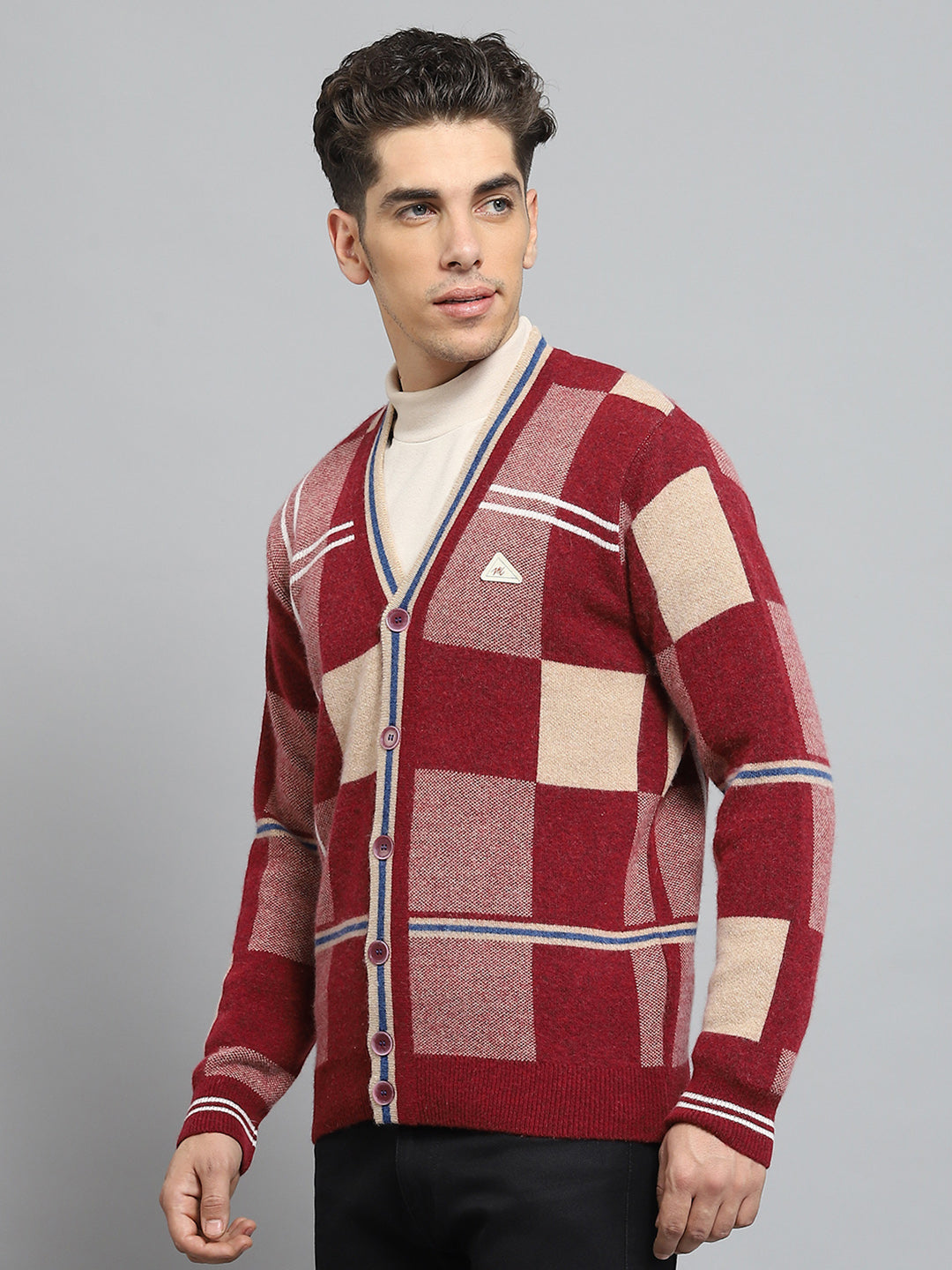 Men Maroon Self Design V Neck Full Sleeve Cardigan