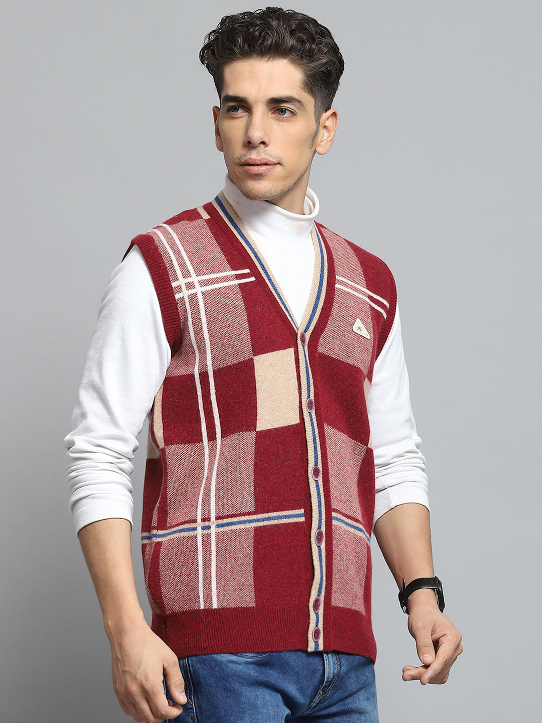 Men Maroon Self Design V Neck Sleeveless Cardigan