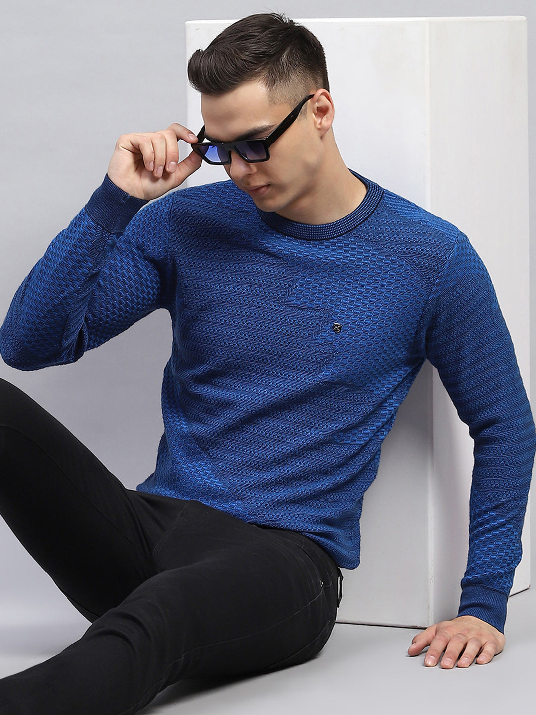 Men Blue Self Design Round Neck Full Sleeve Pullover