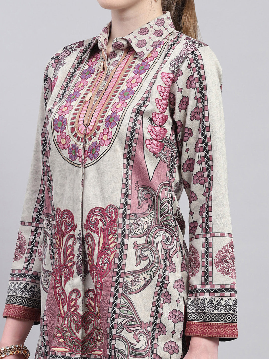 Women Cream Designer Collar Full Sleeve Kurtis Set for Winter